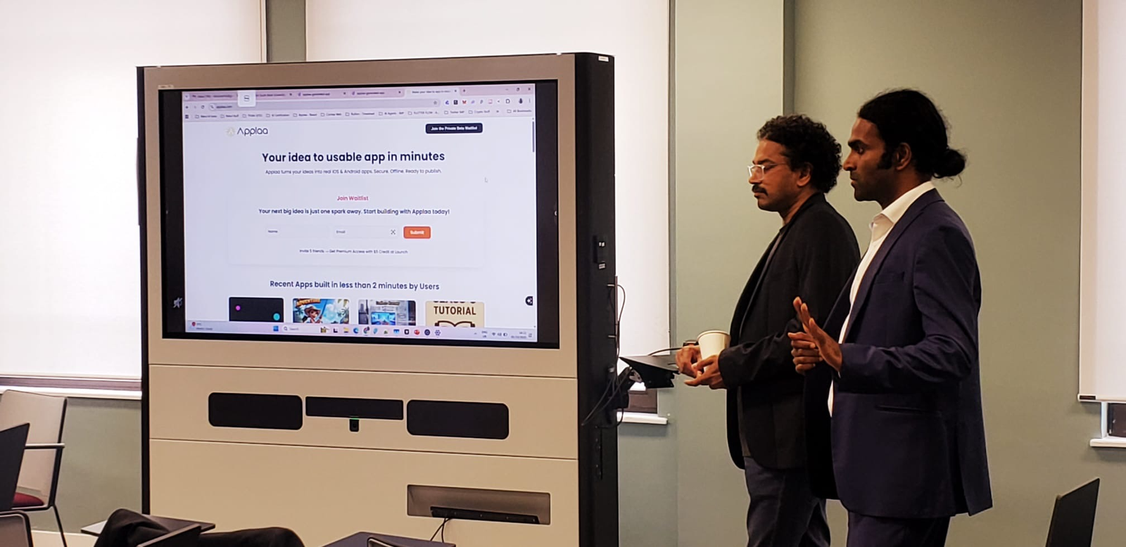 Students seeing Applaa academy and AI apps building in minutes